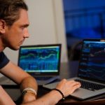 9 modi in cui la piattaforma di trading di opzioni binarie può aiutarvi ad avere successo